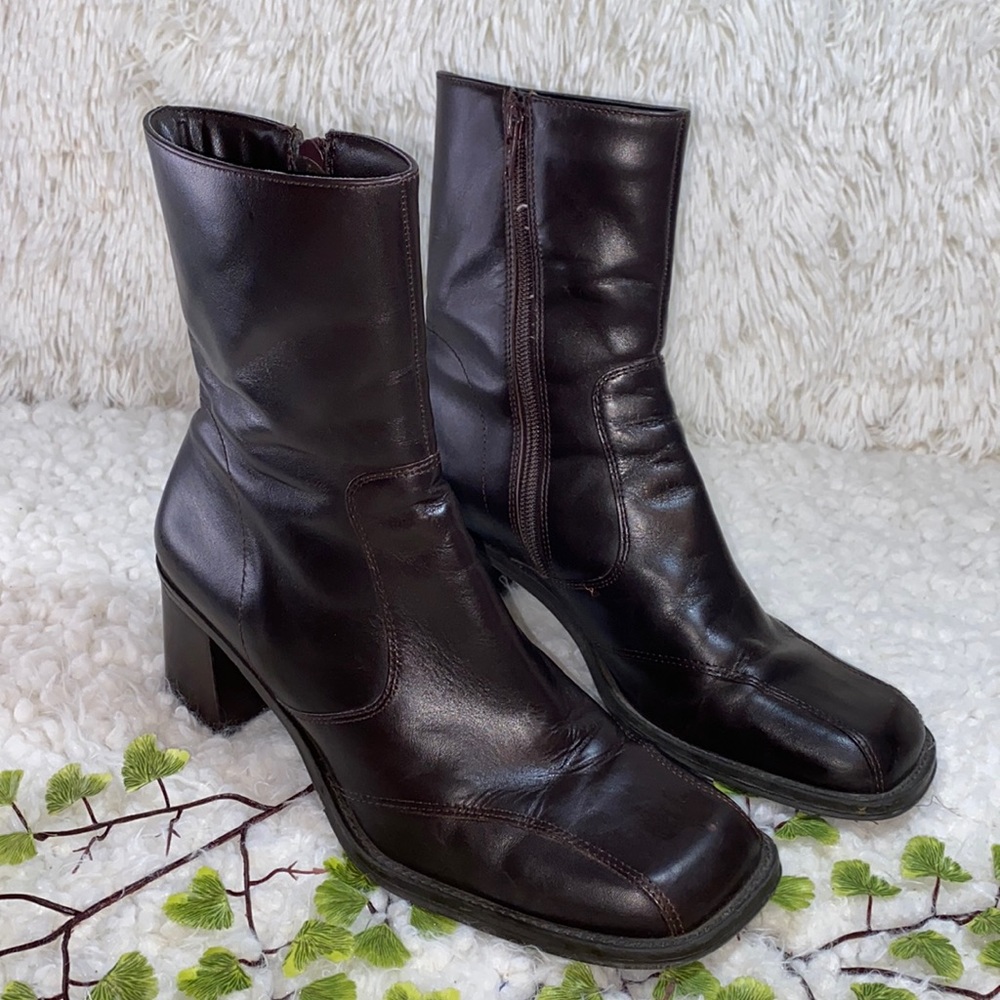 🐞Bass- leather ankle boots🐞